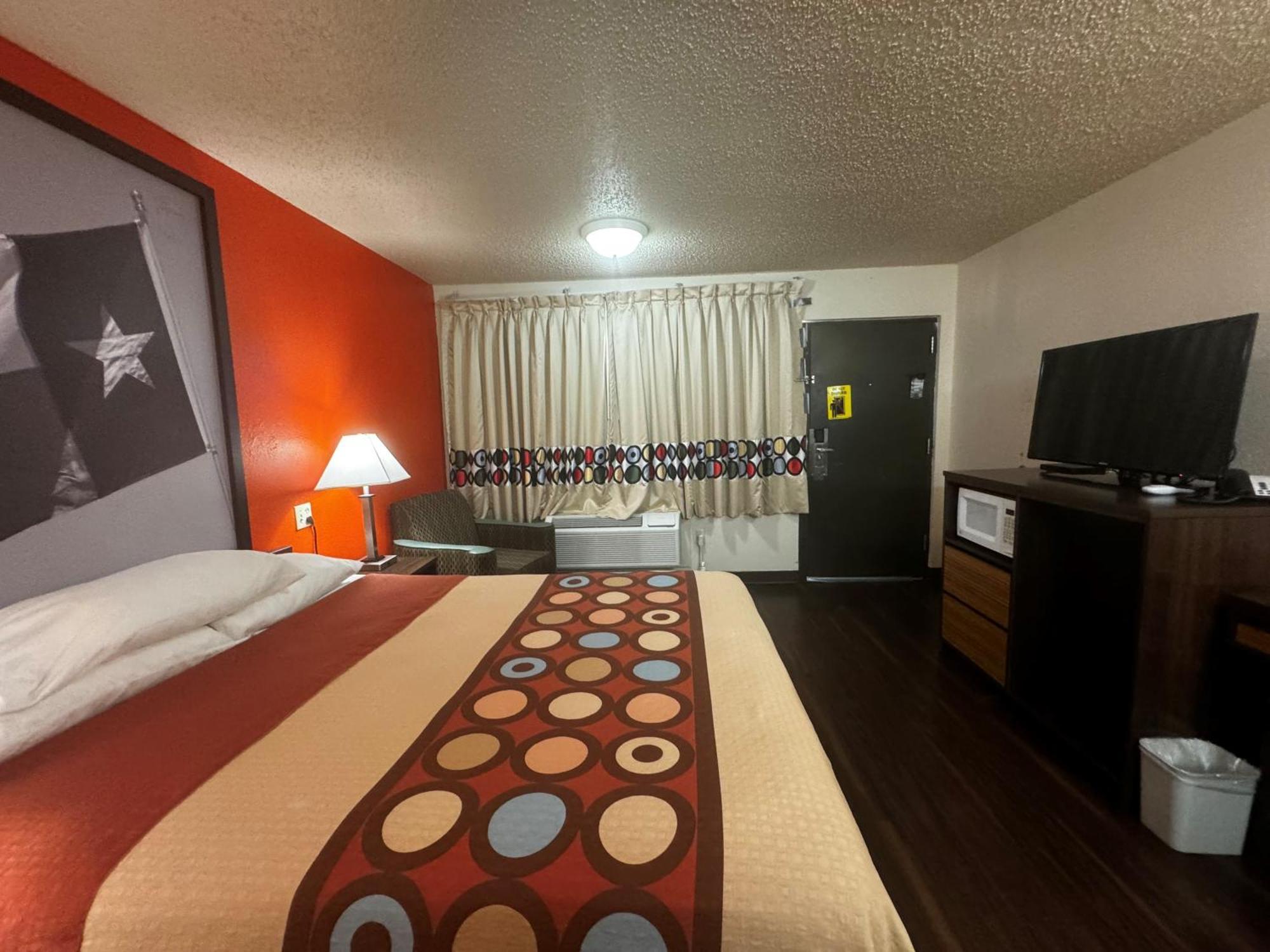 Super 8 By Wyndham Giddings Hotel Kültér fotó