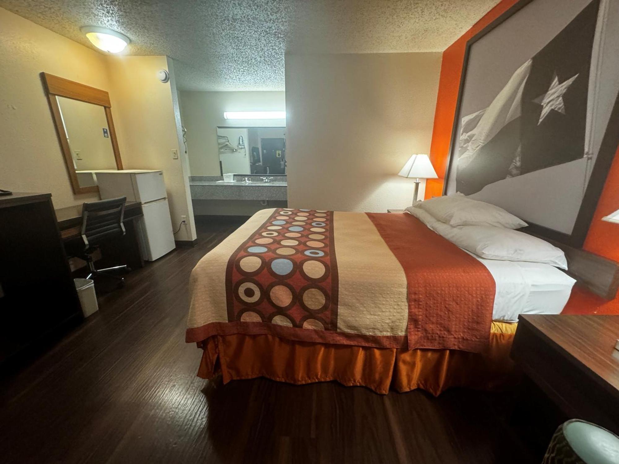Super 8 By Wyndham Giddings Hotel Kültér fotó