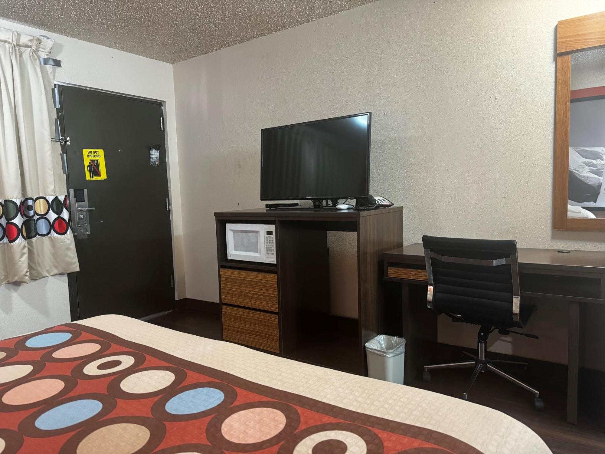 Super 8 By Wyndham Giddings Hotel Kültér fotó